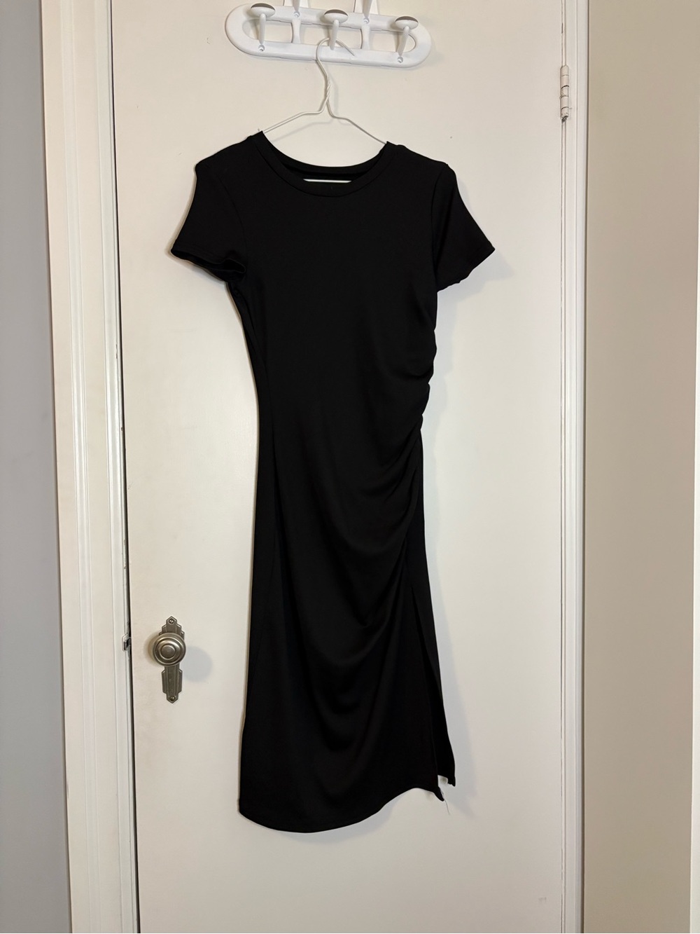 Black Short-Sleeve Midi Dress with Side Ruching